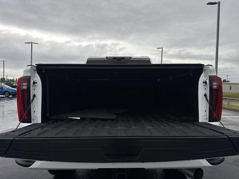 Certified 2025 GMC Sierra 3500 Denali w/ Denali Reserve Package AWD/4WD image 23
