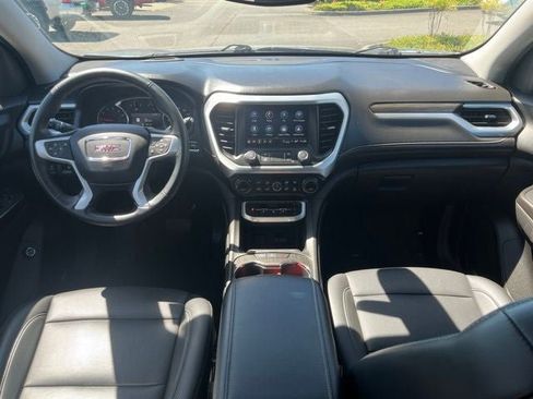 Used 2023 GMC Acadia SLT AWD/4WD image 18