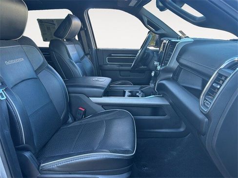 Used 2022 RAM 2500 Laramie w/ Night Edition image 15