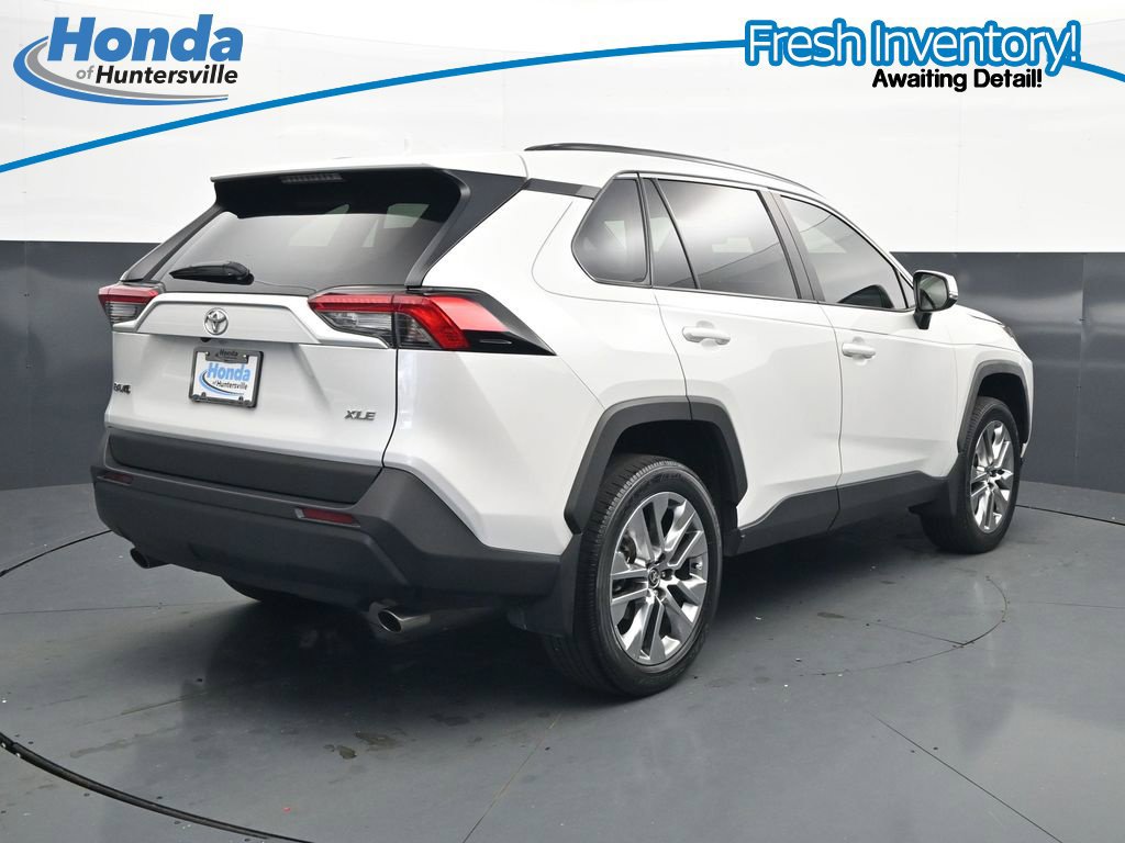 Used 2024 Toyota RAV4 XLE Premium FWD image 10