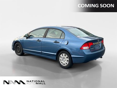Used 2011 Honda Civic DX-VP image 3