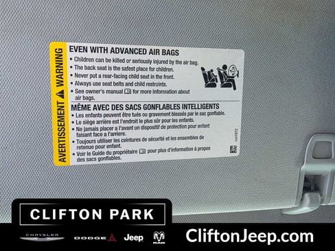 Used 2020 Chevrolet Blazer LT AWD/4WD image 25