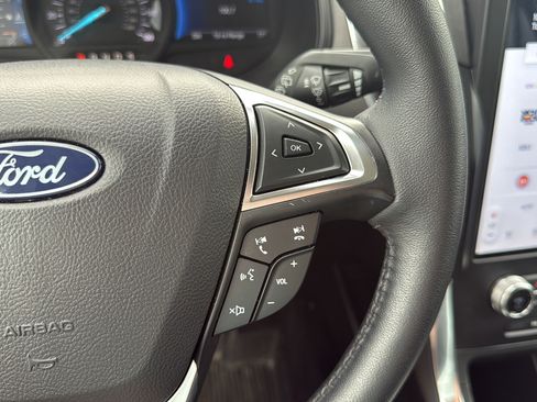 Certified 2024 Ford Edge Titanium AWD/4WD image 24