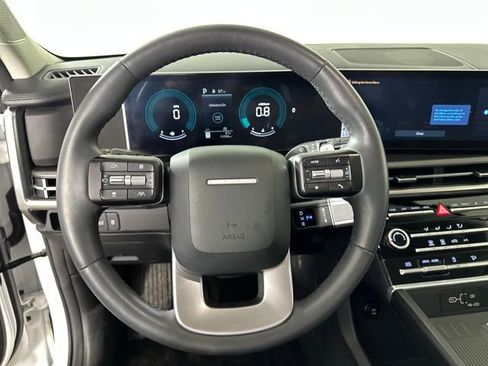 Used 2024 Hyundai Santa Fe SE image 14