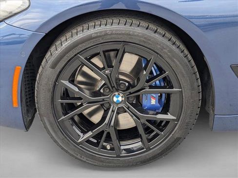 Used 2023 BMW 540i w/ M Sport Package image 25