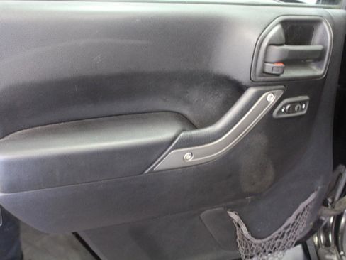 Used 2016 Jeep Wrangler Sport w/ Quick Order Package 24S image 15