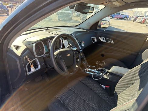 Used 2016 Chevrolet Equinox LS image 15