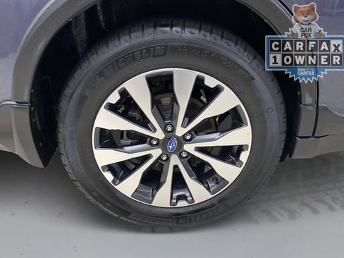Used 2017 Subaru Outback 3.6R Limited AWD/4WD image 18