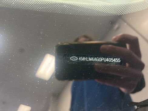 Used 2023 Hyundai Elantra SEL FWD image 2