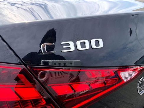 Used 2025 Mercedes-Benz C 300 4MATIC Sedan image 8