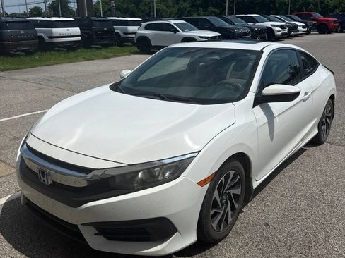 Used 2017 Honda Civic LX-P image 4