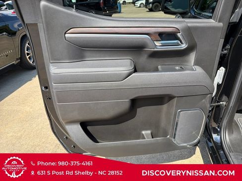 Used 2025 GMC Sierra 1500 SLT AWD/4WD image 27