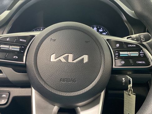 Used 2023 Kia Seltos LX AWD/4WD image 14