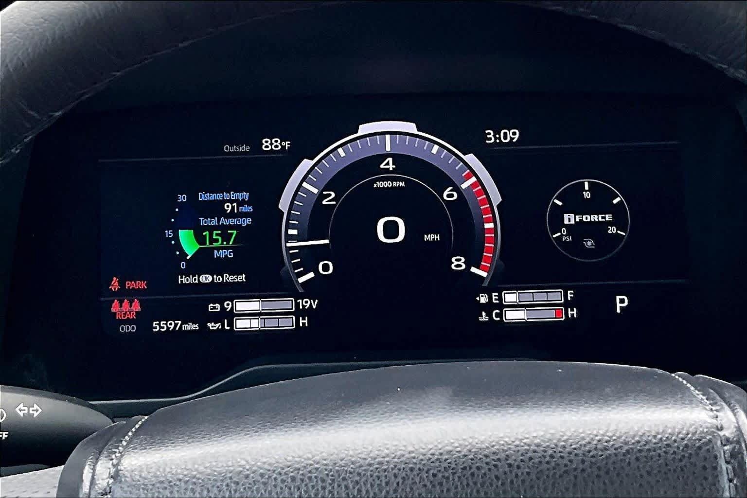 Used 2026 Toyota Tundra Limited AWD/4WD image 26