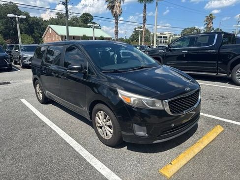 Used 2016 Kia Sedona L FWD image 3