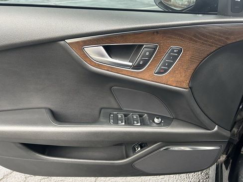 Used 2016 Audi A7 3.0T Premium Plus w/ Black Optic Package image 4