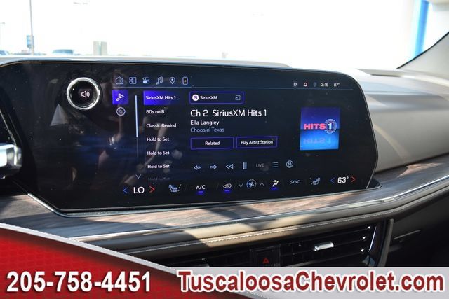 Used 2025 Chevrolet Suburban Z71 w/ Comfort Package AWD/4WD image 44
