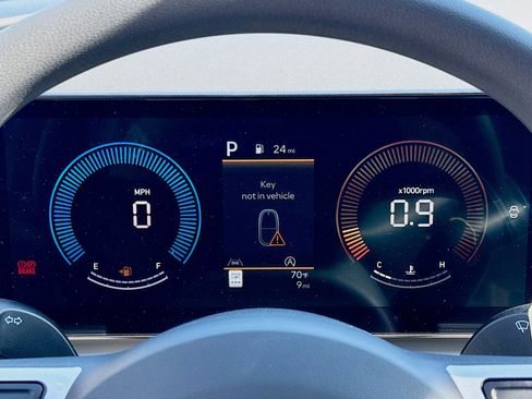 New 2026 Hyundai Tucson SEL FWD image 9