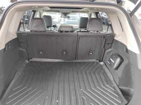 Used 2021 Nissan Rogue SL w/ Premium Package AWD/4WD image 10