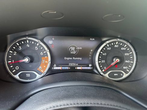 Used 2021 Jeep Renegade Trailhawk w/ Sun & Sound Group AWD/4WD image 8