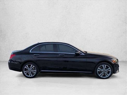 Used 2019 Mercedes-Benz C 300 4MATIC Sedan image 4