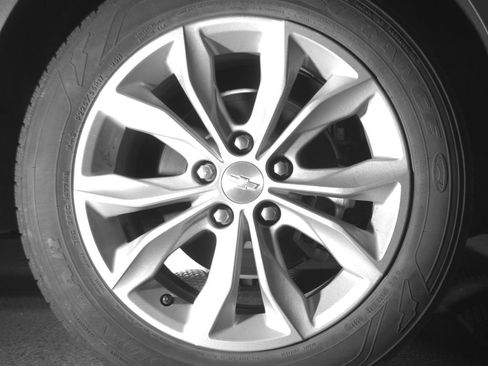 Used 2025 Chevrolet Malibu LT FWD image 20