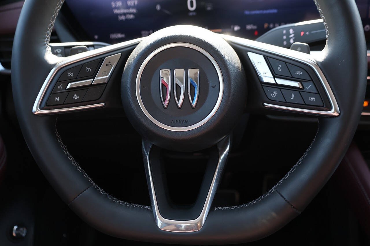 Used 2024 Buick Envision Sport Touring AWD/4WD image 18