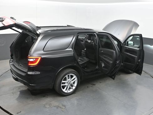 Used 2024 Dodge Durango GT image 40