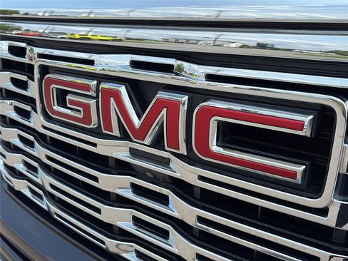Certified 2023 GMC Sierra 1500 Denali w/ Denali Reserve Package AWD/4WD image 44
