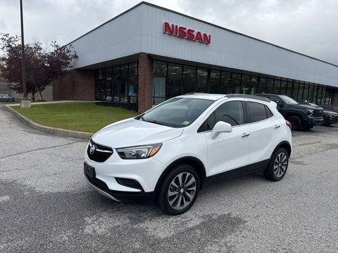 Used 2022 Buick Encore Preferred w/ Safety Package AWD/4WD image 1