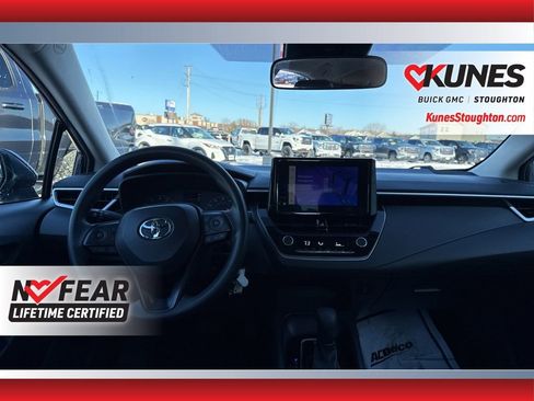 Used 2023 Toyota Corolla LE image 36