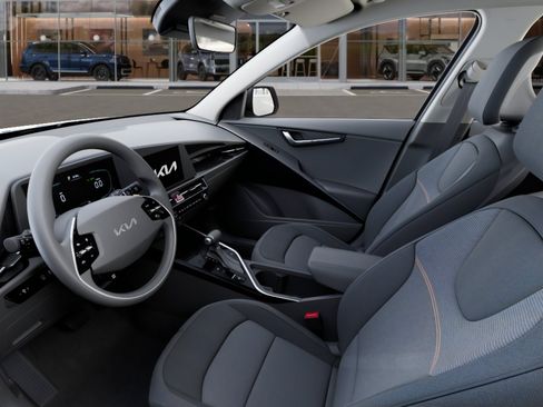 New 2026 Kia Niro LX FWD image 17