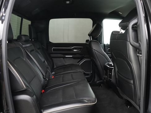 Used 2020 RAM 1500 Laramie AWD/4WD image 12