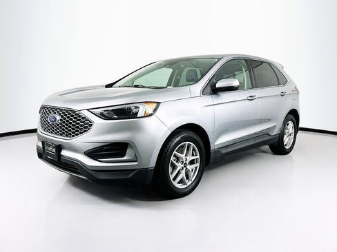 Used 2024 Ford Edge SEL image 3