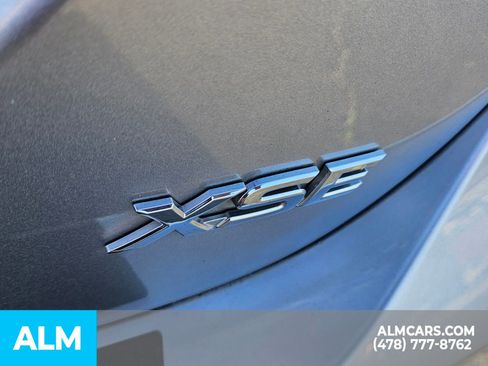 Used 2023 Toyota Camry XSE image 11