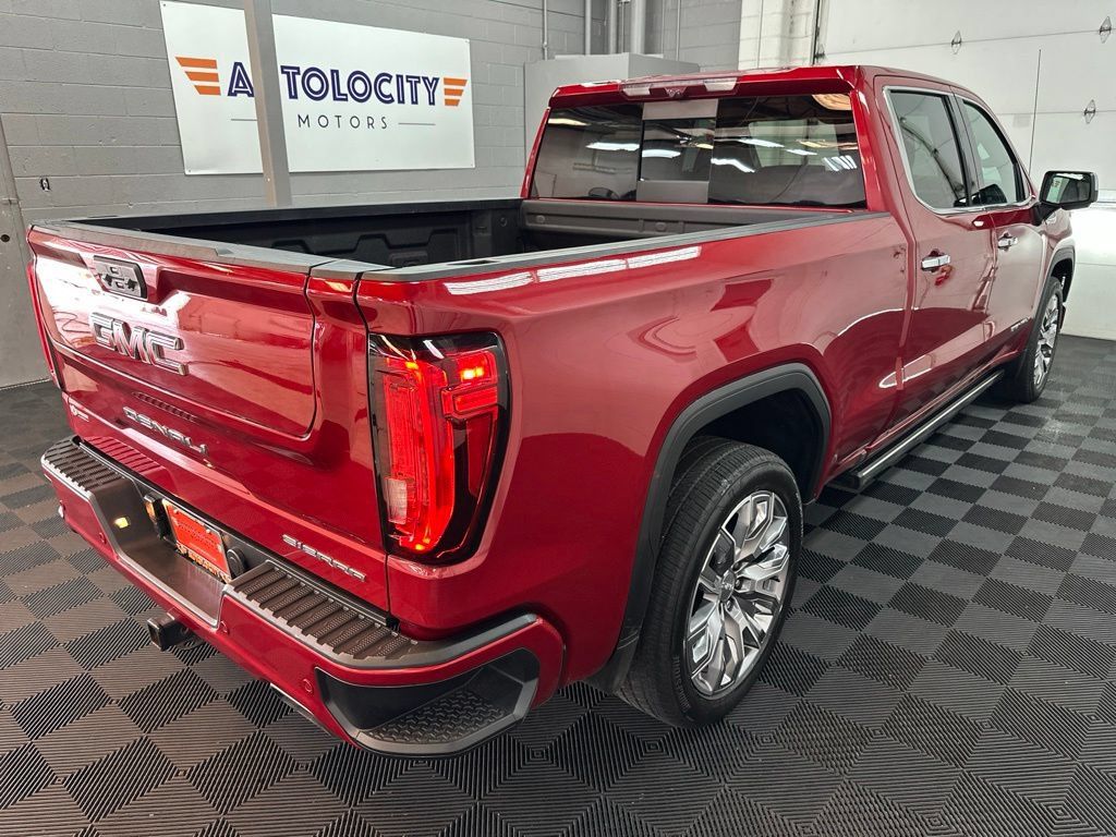 Used 2024 GMC Sierra 1500 Denali w/ Denali Reserve Package AWD/4WD image 9