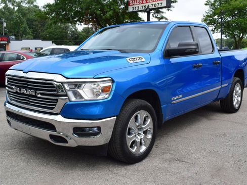 Used 2023 RAM 1500 Big Horn AWD/4WD image 4