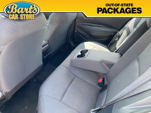 Used 2022 Toyota Corolla LE FWD image 19