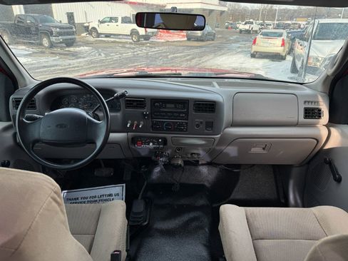 Used 2001 Ford F250 XL image 19