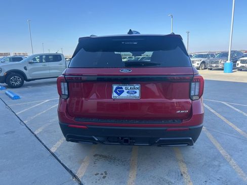 New 2026 Ford Explorer ST-Line image 4