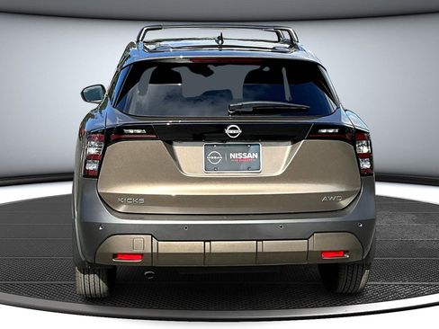 New 2026 Nissan Kicks SV w/ SV Premium Package image 4
