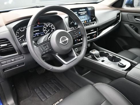 Used 2023 Nissan Rogue SL w/ SL Premium Package AWD/4WD image 17