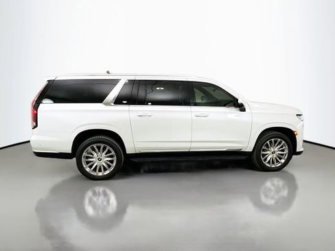 Used 2023 Cadillac Escalade ESV Premium Luxury image 11