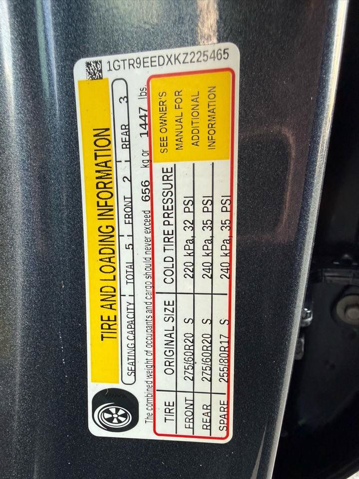 Used 2019 GMC Sierra 1500 AT4 w/ AT4 Premium Package AWD/4WD image 44
