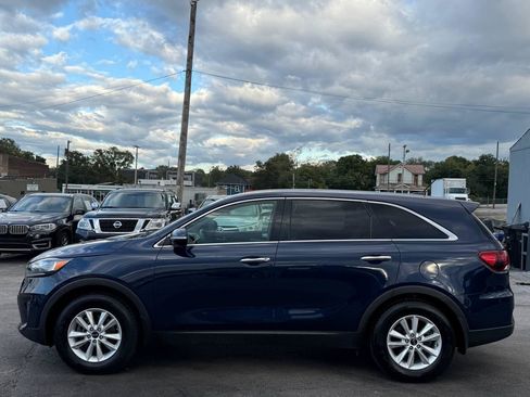 Used 2019 Kia Sorento FWD image 7