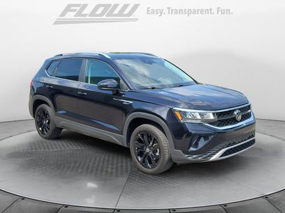 Certified 2023 Volkswagen Taos SE w/ Black Wheel Package