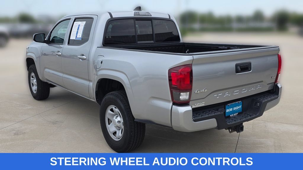 Used 2022 Toyota Tacoma SR AWD/4WD image 3