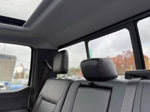 New 2026 Ford F250 Lariat w/ Black Appearance Package image 27