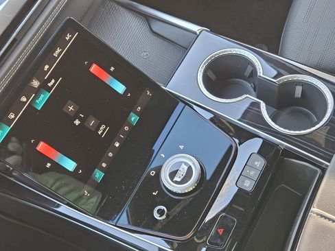 New 2026 Cadillac Escalade ESV Sport w/ LPO, ONYX Package image 15