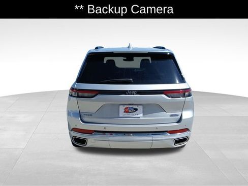 Used 2022 Jeep Grand Cherokee Overland image 4